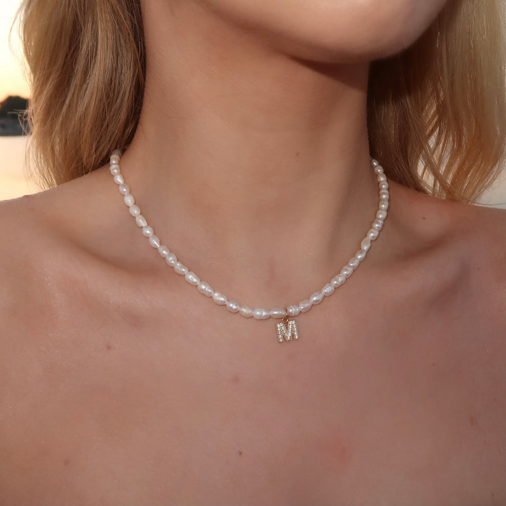Collier Lettre avec Zircons - Collier de perles (or)