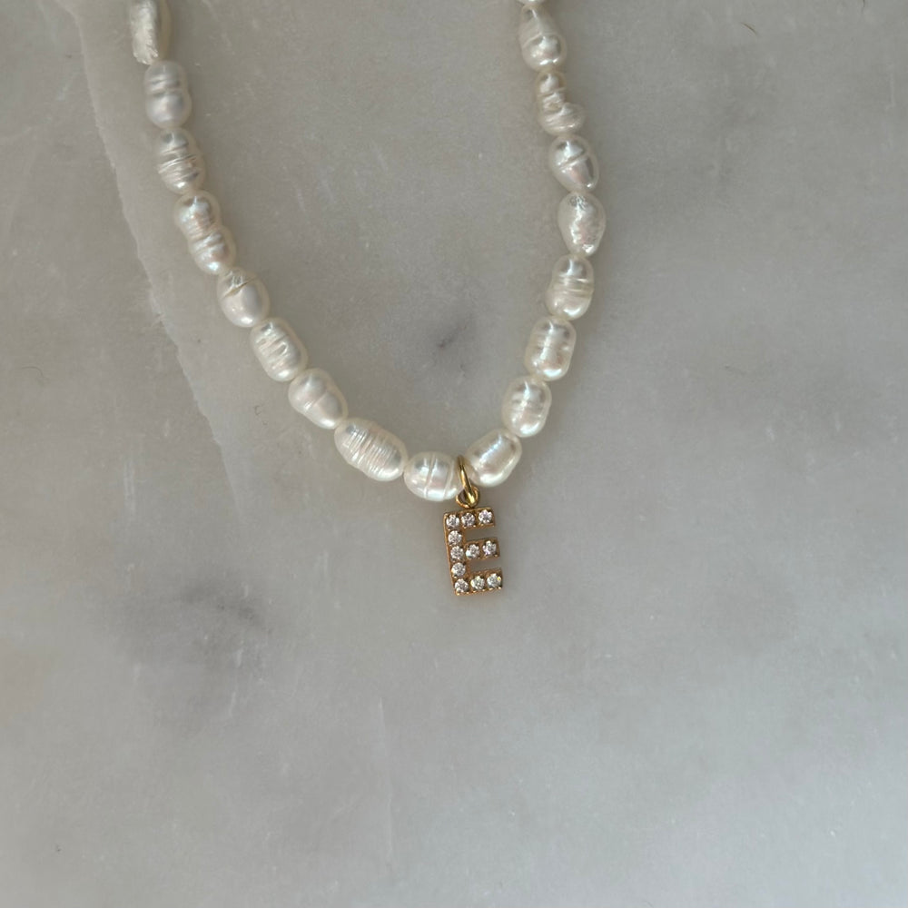 Collier Lettre avec Zircons - Collier de perles (or)