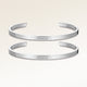 Kæreste-armbånd, par af to bangle armbånd i sølv med indgraveret dato og hjerte, fra Mon Chou