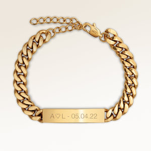 Personalized bar gold bracelet with space for engraving of text or handwriting