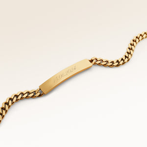 Personalized bar gold bracelet with space for engraving of text or coordinates