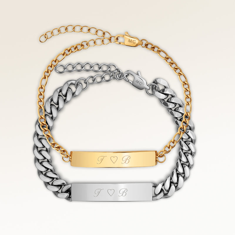 Bracelets de couple avec barre 5 mm pour elle et 8 mm pour lui en or et argent avec gravure personnalisée, par Mon Chou