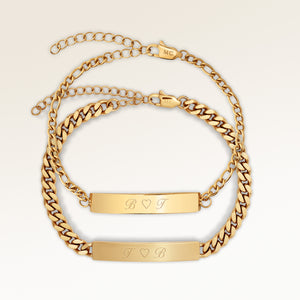 Bracelets de couple, paire de deux bracelets barre en or avec gravure personnalisée, par Mon Chou