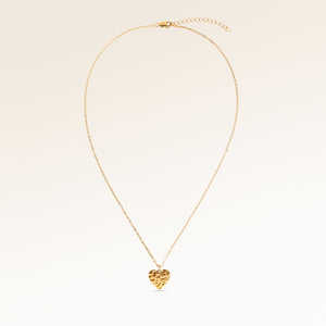 Full heart-shaped necklace in gold fully laid out with fine adjustable gold chain and minimalist heart pendant for personalized engraving