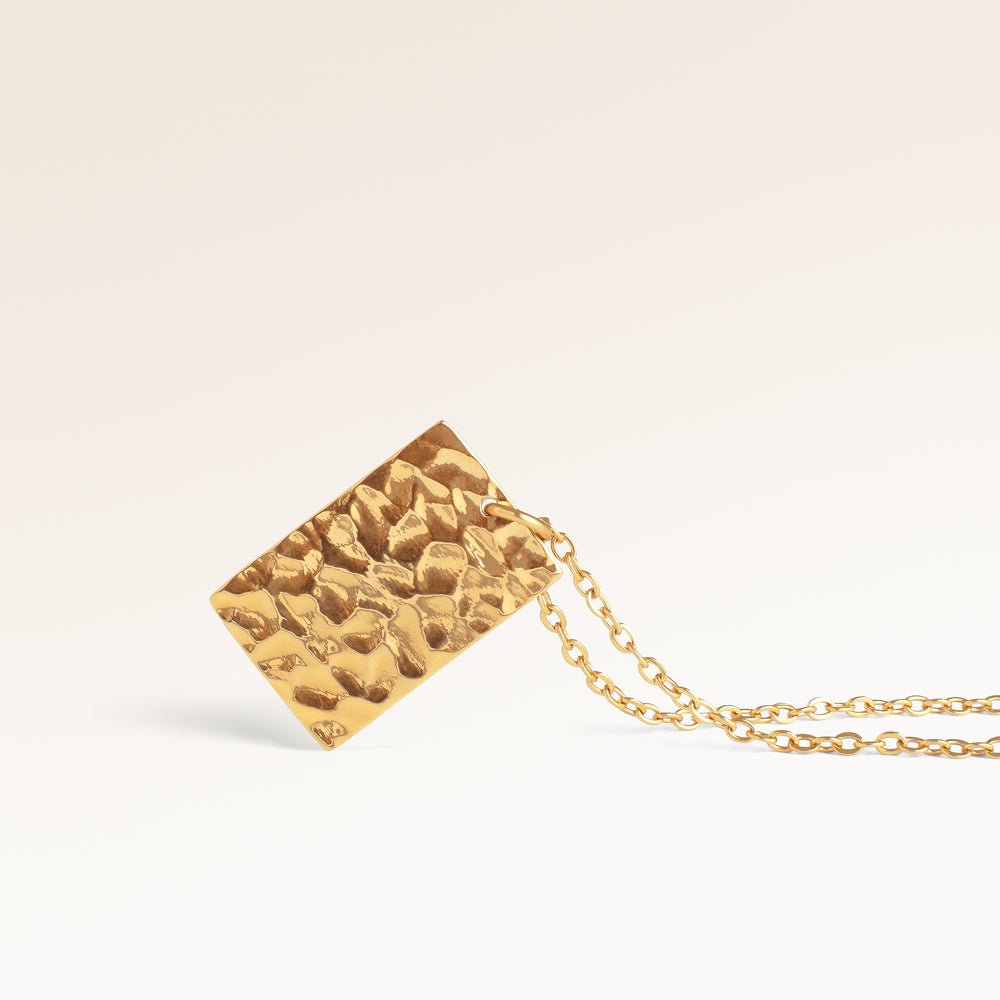 Collier Carré Vagues de l’Océan – Gravure (Or)