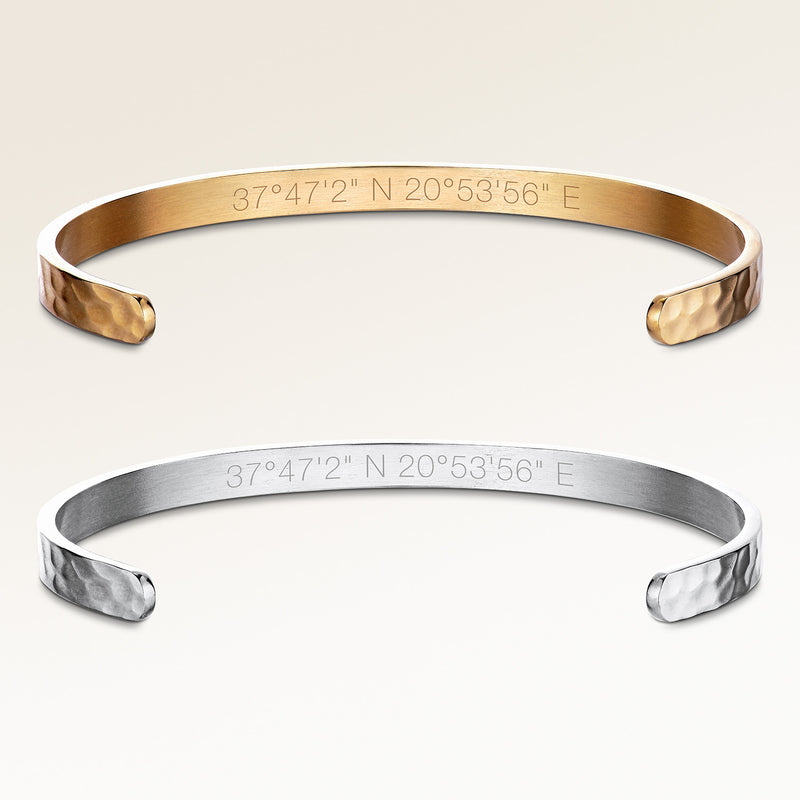 Friendship bracelets, pair of two bangle bracelets in gold and silver with personalized engraving, from Mon Chou