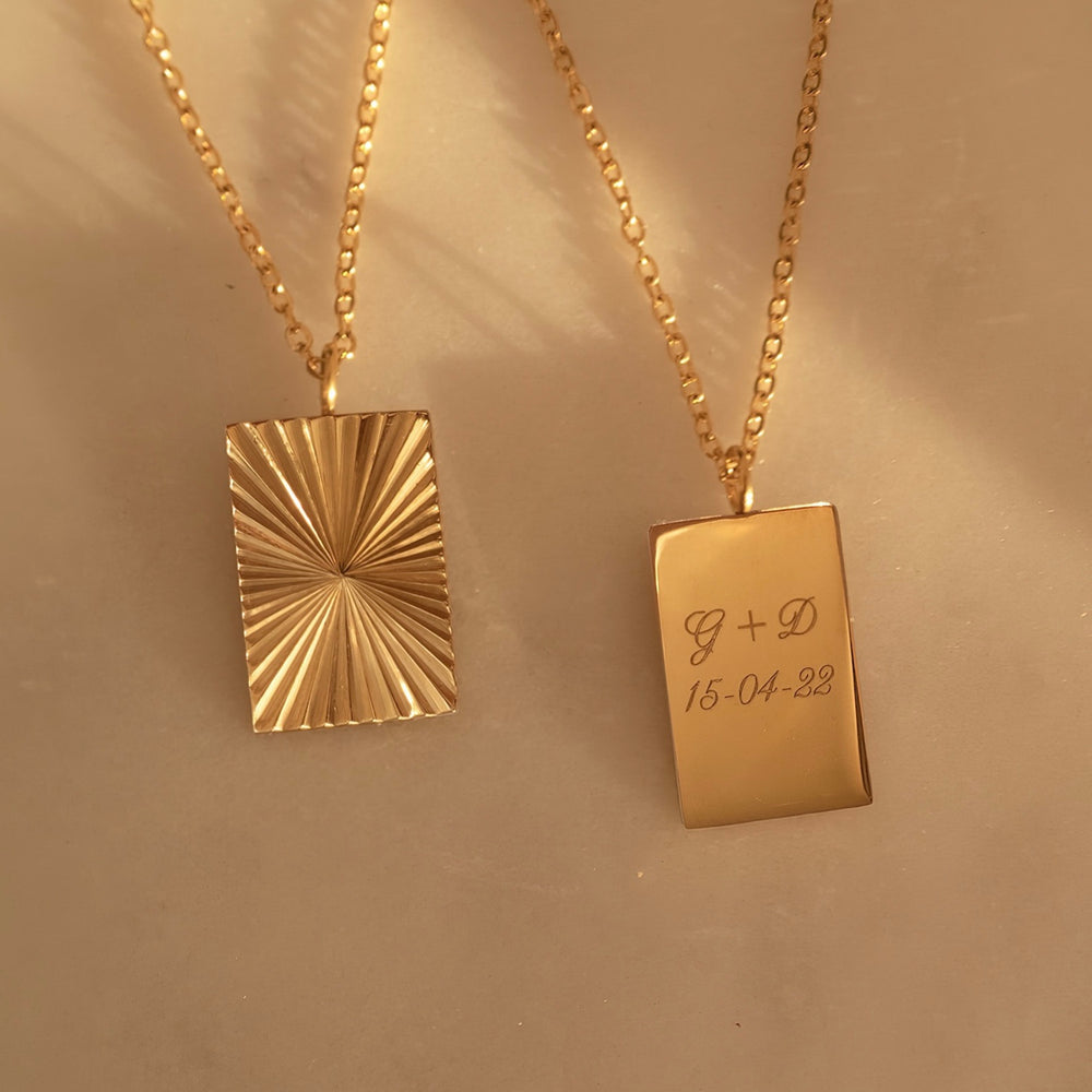 Carré Necklace - Engraving (Gold)
